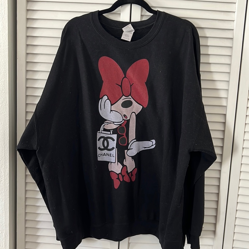 Minnie Mouse “Fashionista” Sweater